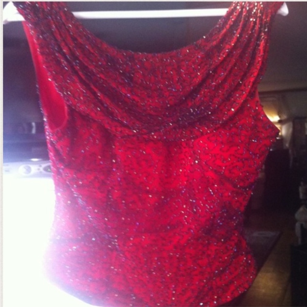 Elegant Red Sleeveless Top